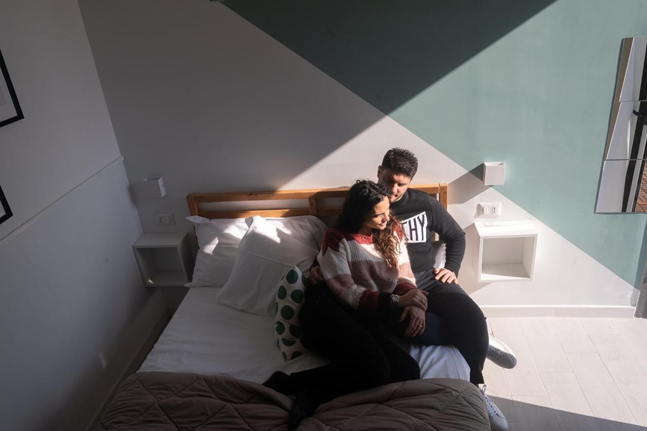Greros H. Rooms Napoli Centro By Clapa Group Dislocated Hospitality المظهر الخارجي الصورة